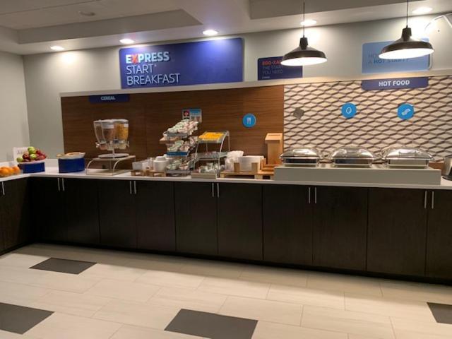 Holiday Inn Express Hotel & Suites Rochester By Ihg Extérieur photo